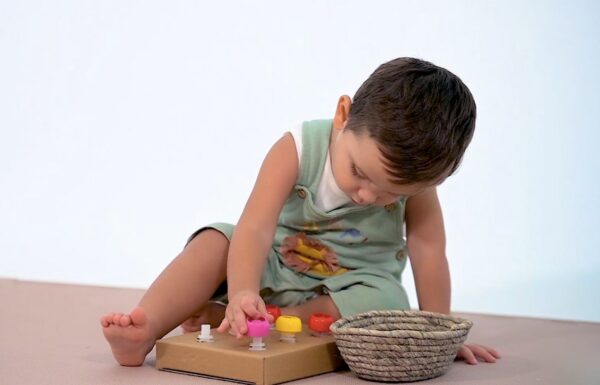 1-2Y - Fine Motor Skills & Hand-Eye Coordination